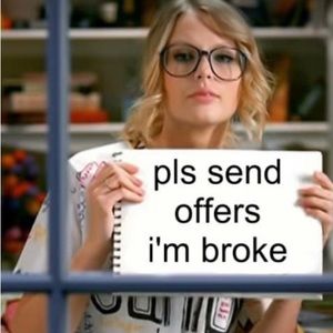 hey y’all i’m trying to do a closet clean out please send offers!!